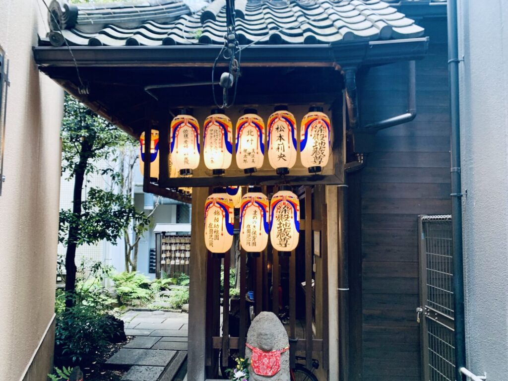 Japanese_Dedication_Lanterns